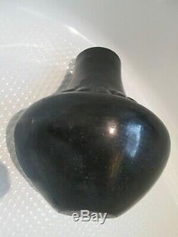 12 Santa Clara san ildefonso Black on Black pottery pot Native American Indian