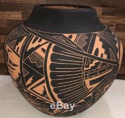 13 Wide Native American Acoma Pueblo Kachina Pottery Olla Signed Alisha Chino