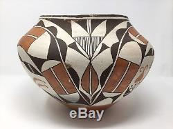 1900's Acoma Native American Bird Pottery Indian Pot