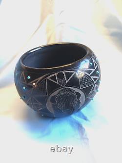 1980 Signedred Starnative American Indian Turquoise Studded Pottery Pot