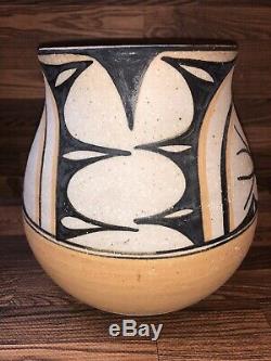 7 Wide Zia Pueblo Pottery Pot Signed By Leanore Toribio Negale Native American