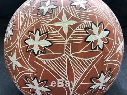 ACOMA PUEBLO INDIAN POTTERY Round Vase 1987 Artist Signed SHDIYA'ARAITS'A N. M