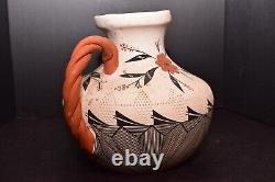 ATQ Acoma LARGE Native American Indian Pottery Fine Line Jug PITCHER SIGNED