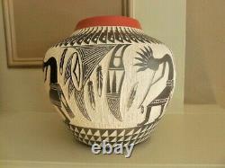 A & V Lucario Laguna Pueblo Native American Pottery Vase