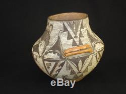 A wonderful early Acoma pottery jar, Native American Indian, Circa 1900