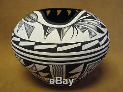 Acoma Indian Pottery Handmade & Painted Bear Paw Pot by Westly Begaye! Hand Coil