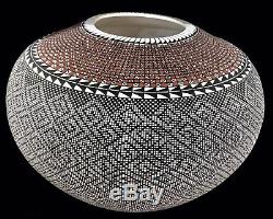 Acoma Native American Indian Pueblo Fine Line Large Pottery -Melissa C. Antonio