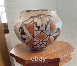 Acoma Pueblo Large 8 by 10 Polychrome Pottery Vase