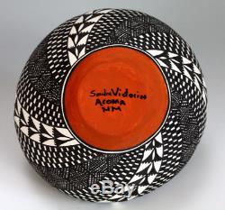 Acoma Pueblo Native American Indian Pottery Fine Line Vase Sandra Victorino