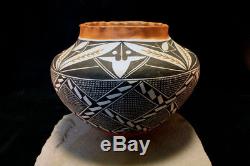 Acoma Pueblo Native American Indian Pottery LARGE Olla Frances Torivio
