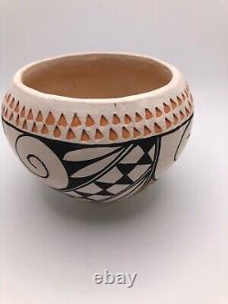 Acoma Pueblo Pottery Robert Patricio Small Indian Native American Pot
