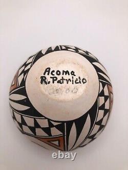 Acoma Pueblo Pottery Robert Patricio Small Indian Native American Pot
