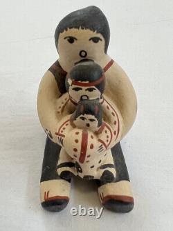 Acoma Pueblo Pottery Signed Jemez Storyteller w 2 Children Native American Art