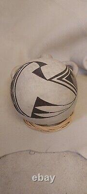 Acoma Pueblo Traditional Canteen Pottery (c. 1950) Native American Pottery
