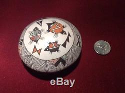 Acoma seed pot vase pottery traditional made by J. Lewis excellent condition