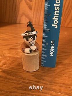 Aggie Henderson Pottery Set/Native American Acoma Girl, Boy, And Dog