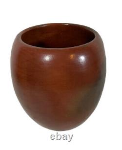 Alice Cling Navajo Pottery Vintage Vase About 5.5 high 4.5 wide Southwestern