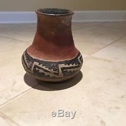 Ancient Native American Salado Tonto Polychrome Pottery Jar / Vase