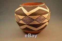 Antique 100 Year old Acoma Polychrome Native American Pot. Great Condition 4