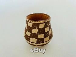 Antique 1910s Pueblo Art Pottery Diminutive Jar / Olla Native American Indian