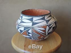 Antique Acoma Large Native American Polychrome Pottery Jar
