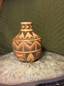 Antique And Vintage Native American Indian Signed Matt K. Walpi Pottery Vase Pot