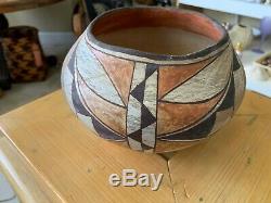 Antique Native American Pottery Bowl. Santa Domingo (or Acoma)