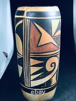 Atntque Hopi Native American Indian Cylander Vase Pottery