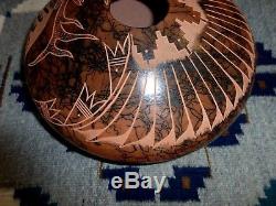 Auth. Native American Navajo Large Incised Elk Horse Hair Pottery by Hanna Jay