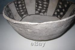 Authentic Antique Anasazi Pottery Bowl, Native American Pottery 7 1/2