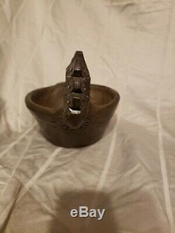 Bigmeat Pottery Cherokee Indian Handled Swan Vase Oil Lamp NC Native American