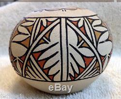 Bowl Native American Pueblo pottery. Signed by Artist