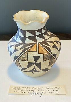 Circa 1920s Vintage Native American ACOMA Pottery New Mexico Pueblo Jar Base