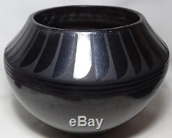 EARLY Maria Martinez Black Pottery Bowl FEATHERS San Ildefonso 1918-1925 SIGNED