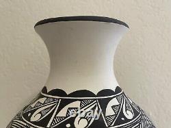 E. Chino Signed Acoma Pueblo Native American Pottery Vase with Geometric Design