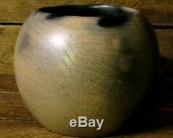 Earl Robbins Catawba Indian Pottery Bowl Vase Native American S. C. With Paperwork