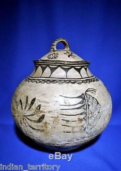 HUGE 13x12 Tesuque/Powhoge Lidded Pottery Jar / Olla c. 1880 No Restoration