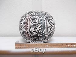 Hand Etched Acoma Pottery Native American Indian Pueblo by Lori Vallo