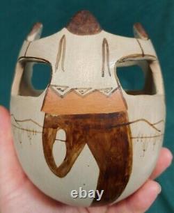 Handmade Artist Signed Native American Tohono O'Odham Art Pottery Frendship Vase
