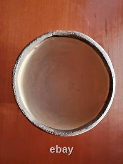 Historic Native American Zuni Pottery Bowl