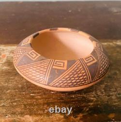 Hopi E. Lucas Art Pottery Mini Olla / Seed Pot / Jar Native American Indian