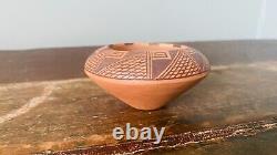 Hopi E. Lucas Art Pottery Mini Olla / Seed Pot / Jar Native American Indian