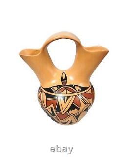 Hopi Pottery Vase, Alta Yesslith Tsinnjinne, Native American