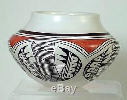 Hopi Pottery by Helen Naha, First Featherwoman Feather Woman (1922 d 1993)