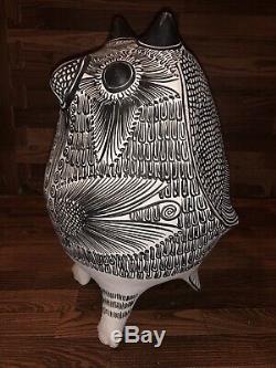 Huge 10 Tall Vintage Detailed Acoma Pottery Owl Native American