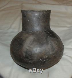 Indian Artifacts Nice Pottery Vessel