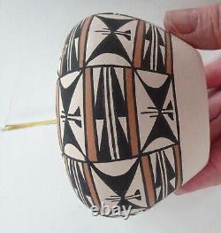 Indian seed pot by ER Louis of Acoma New Mexico
