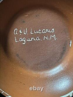 Laguna new mexico native american pottery signed A&V Lucario 5 inches