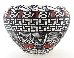 Large Native American Acoma Pot By Myra Lukee