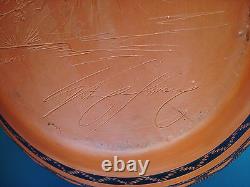 Large Native American Navajo Seed Jar Signed with Etched Landscape Drawing on Base